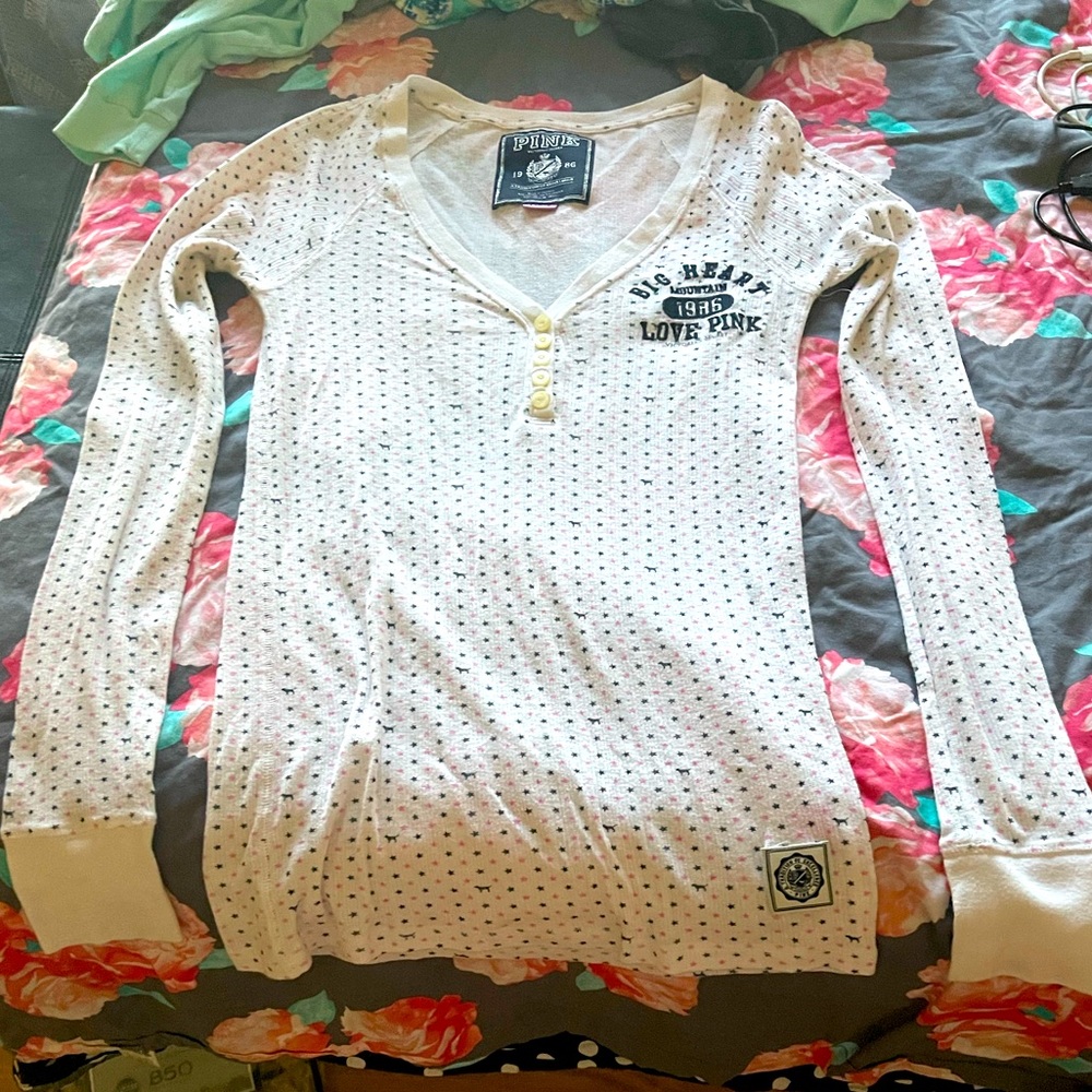 Rare VS Pink long sleeve Big Mountain Pink shirt
